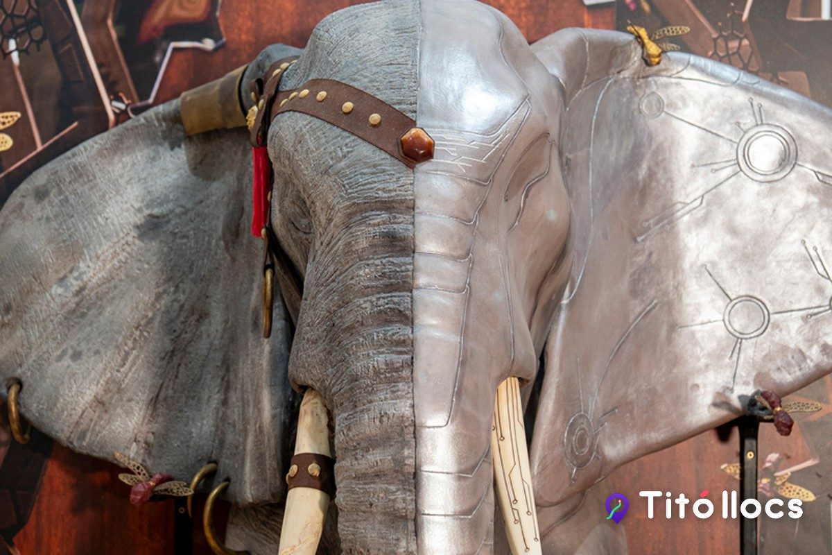Elefant gegant modellat en xocolata, una de les escultures del Museu de la Xocolata de Barcelona