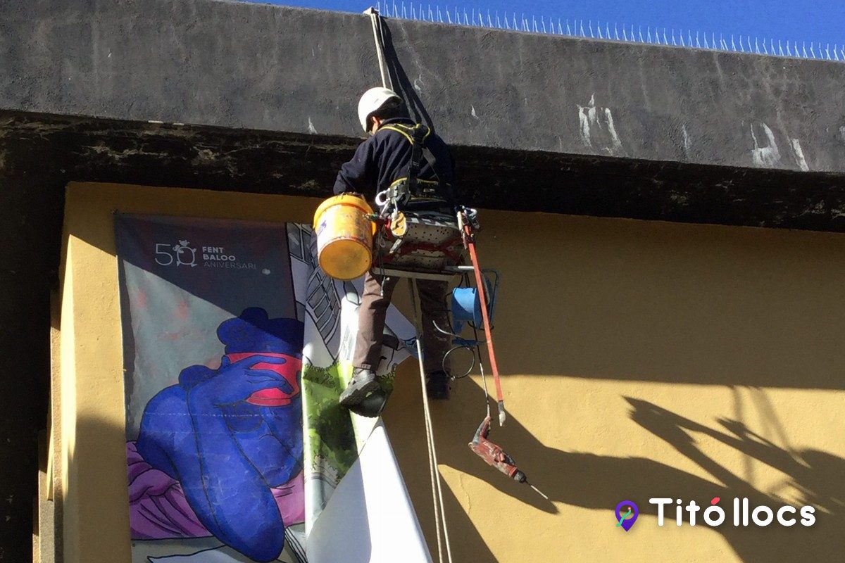 Escola Baloo, L'escola de Montbau amb el mural Fent Baloo