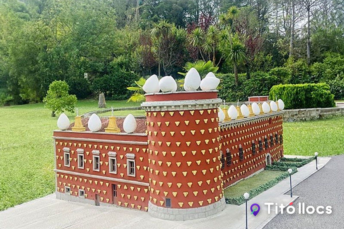 Maqueta de la Torre Galatea, seu del Museu Dalí a Figueres